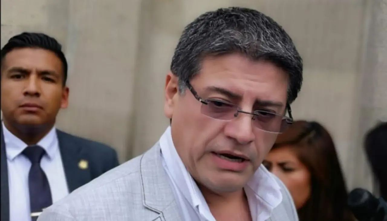 El exministro Jerjes Justiniano anuncia su retorno a Bolivia luego de casi tres años en el “exilio”