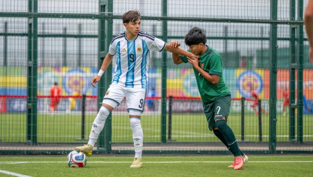 Bolivia cae 4-2 ante Argentina en el Mundial Sub-15 y jugará contra Kirguistán