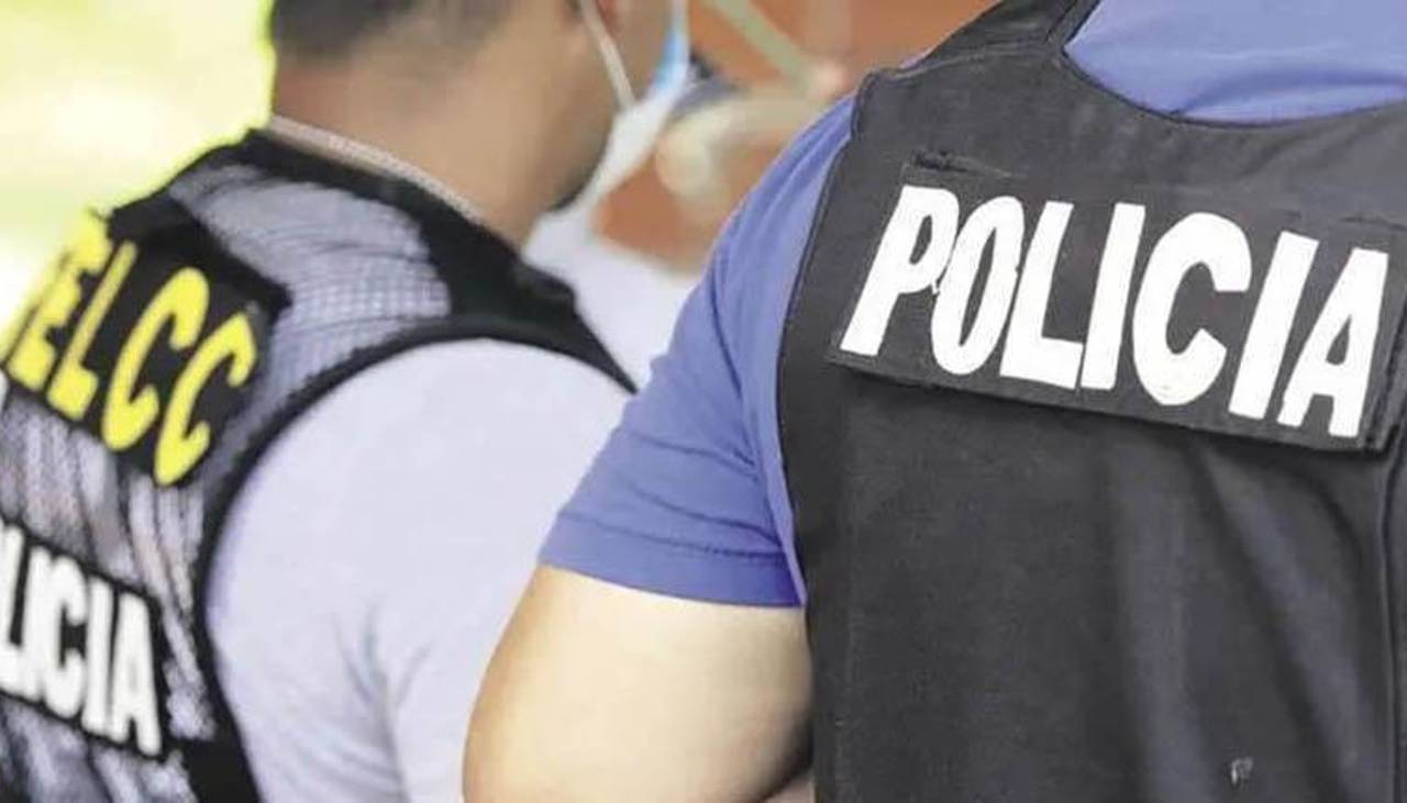 Hallan el cuerpo sin vida de una mujer en un condominio en pleno centro cruceño