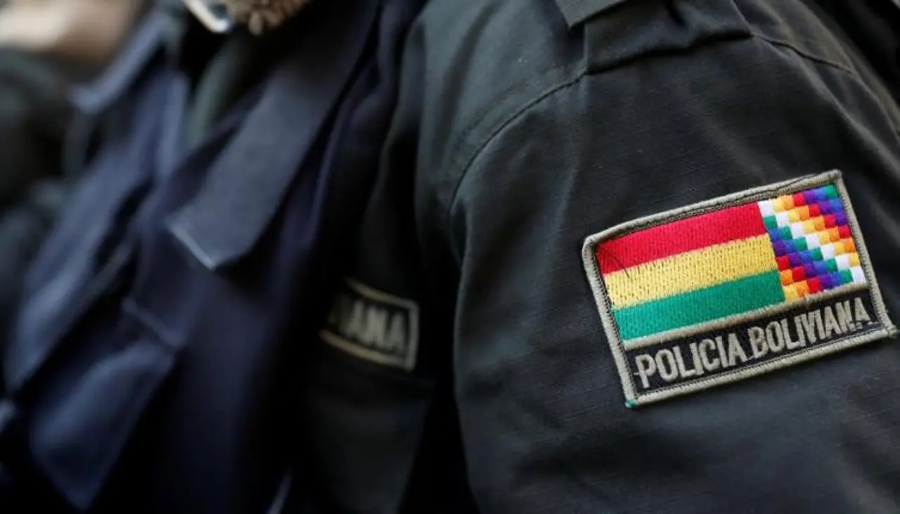 Yapacaní: Policía y militares se despliegan ante bloqueo anunciado por interculturales contra el decreto del diésel