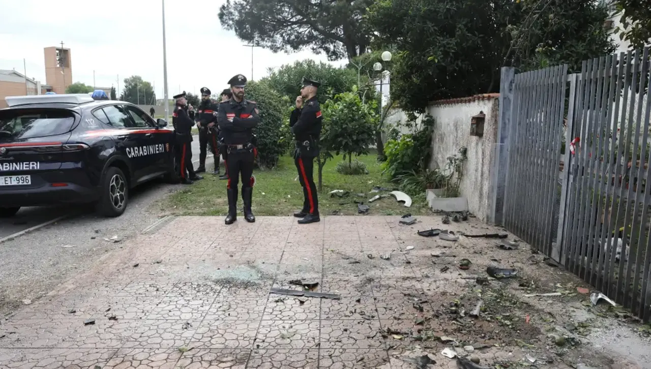 Una bomba revienta el coche de un periodista italiano amenazado por la mafia
