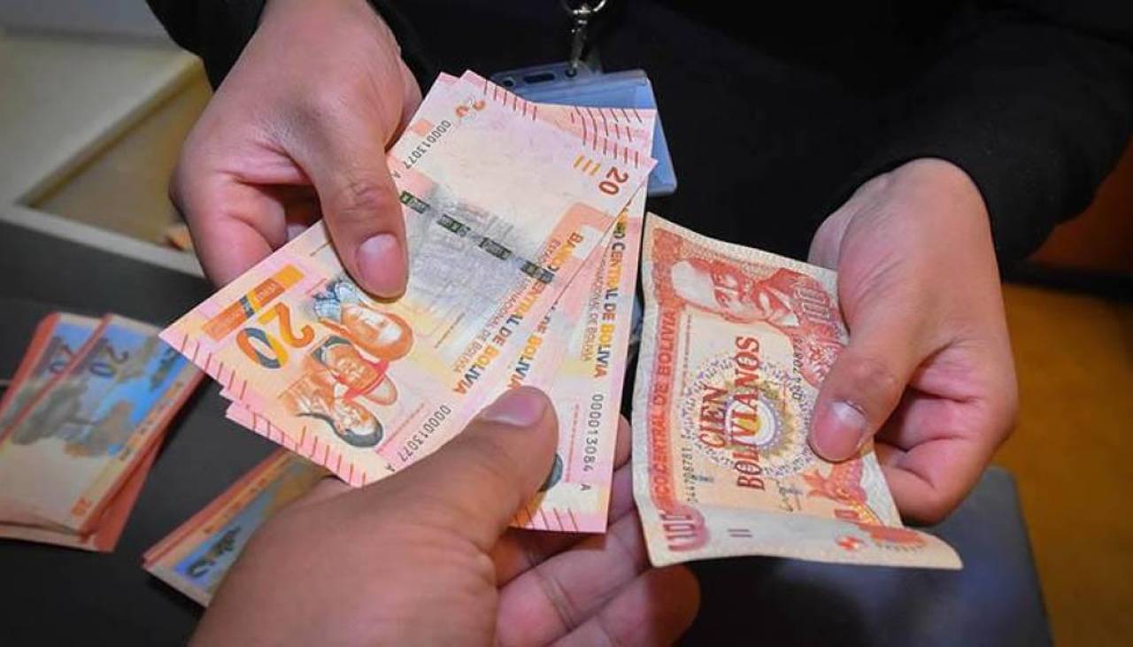 Gobierno promulga el decreto que reglamenta el alza salarial, conoce sus alcances