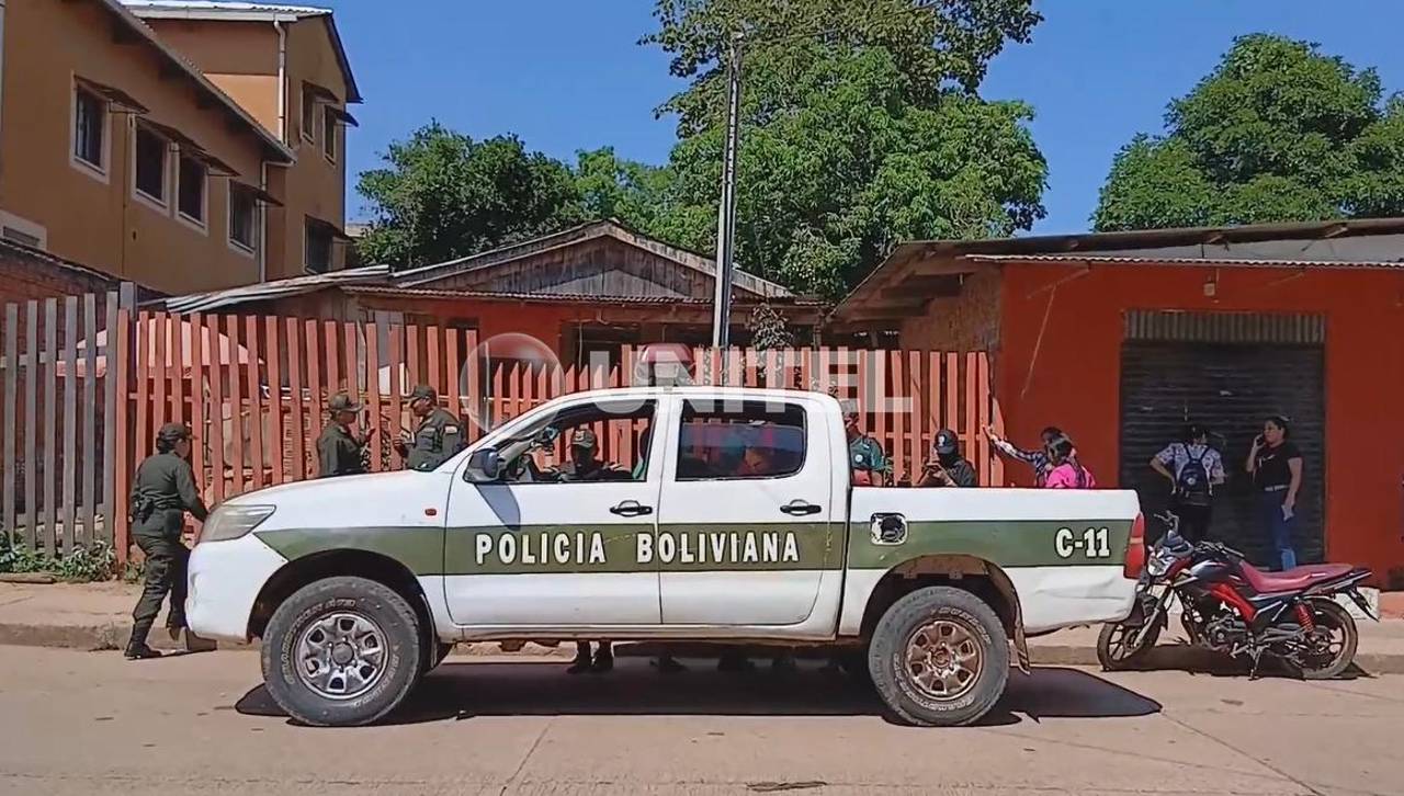 Cobija: Hallan a dos personas sin vida dentro de una vivienda; presumen que fueron baleadas