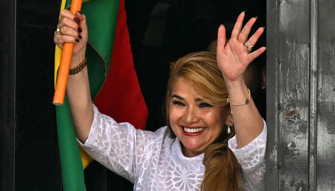 Hija de Añez señala que la expresidenta “quiere darse una pausa” de la política