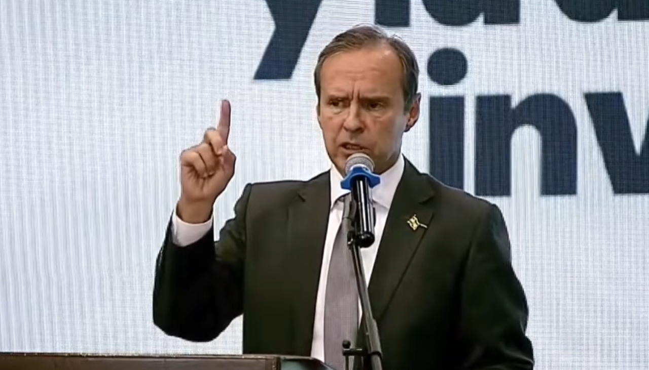 “Hay una enorme tarea de reconstrucción”: Tuto plantea una reforma a las leyes y a la Constitución