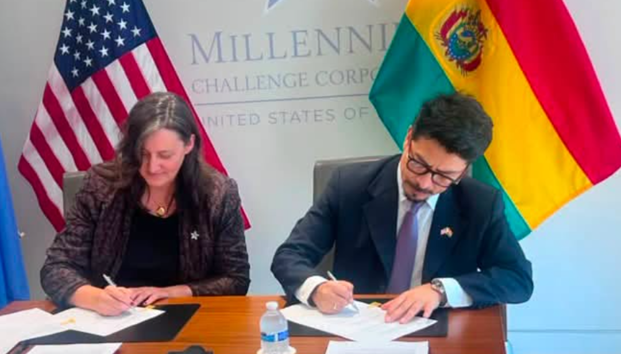 Bolivia y EEUU suscriben memorándum que proyecta cooperación de hasta $us 40 millones para desarrollo