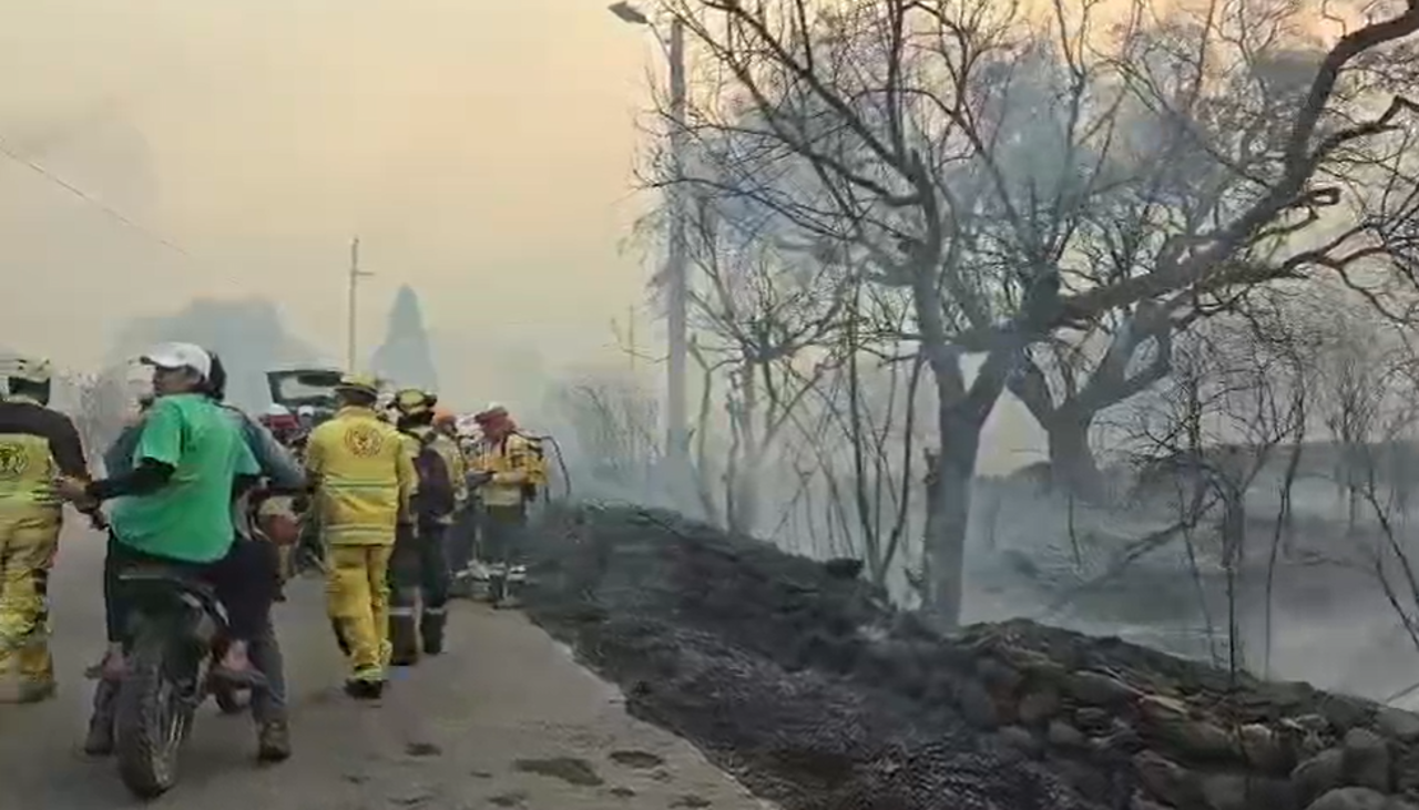 Incendio forestal amenaza Quirusillas en el municipio tarijeño de San Lorenzo