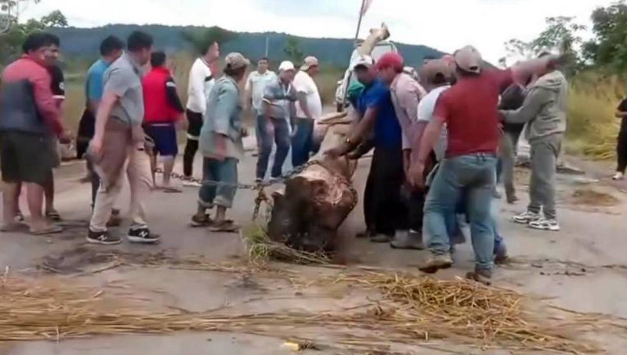 Bloqueo en la ruta Santa Cruz – Beni se amplía con un piquete instalado en Guarayos