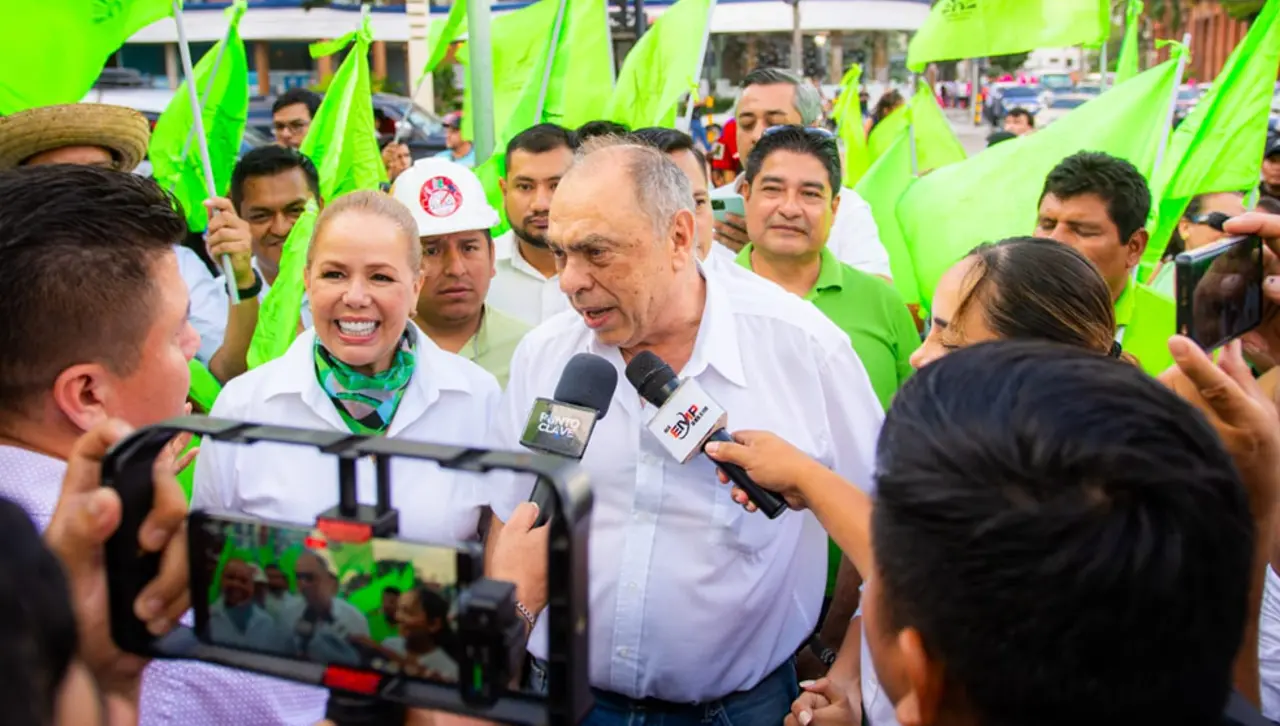 Otto Ritter y Angélica Sosa, los candidatos de Santa Cruz Para Todos en las subnacionales