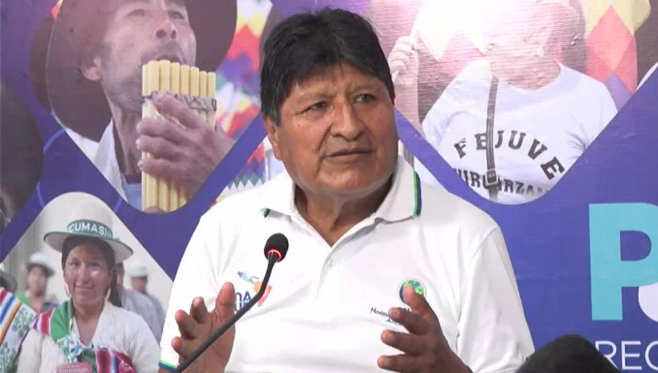 Evo cuestiona la convocatoria del presidente a los gobernadores para abordar el 50-50