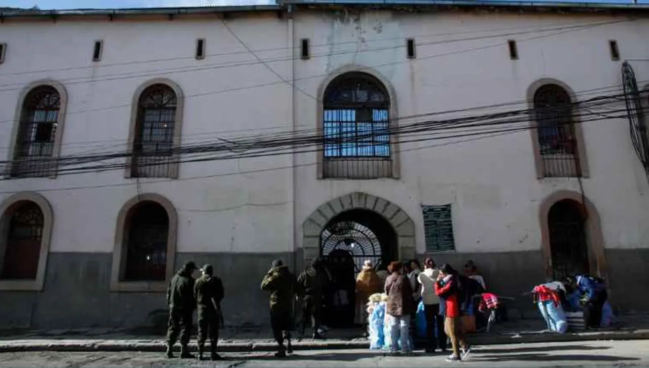 Condenan a 30 y 15 años de cárcel a autores del feminicidio de Alison en La Paz