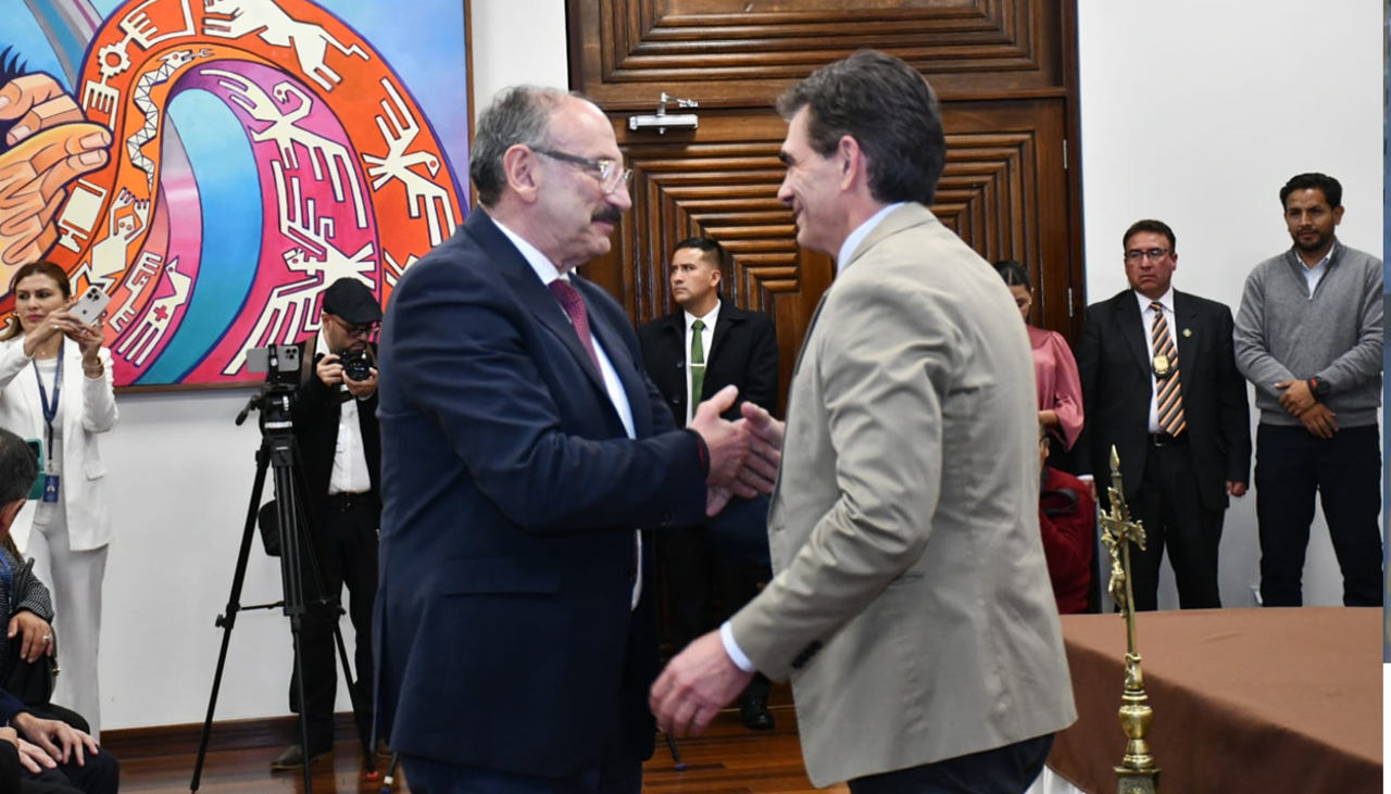 El abogado Hugo León es el nuevo procurador general del Estado