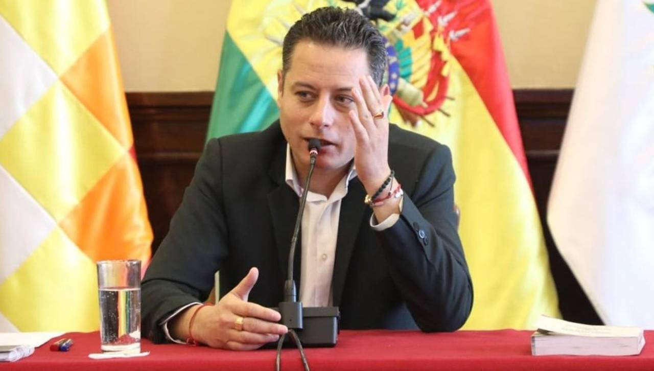 Lara pide aclarar cómo se administrará el fondo creado con aportes de la reducción salarial del Ejecutivo