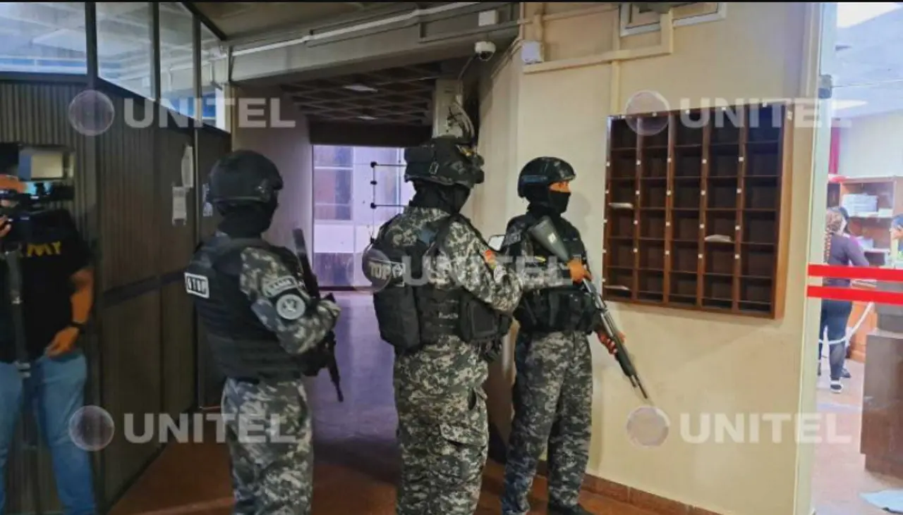 ¿Quiénes son los dos reclusos investigados por el asesinato de un juez en Cochabamba?