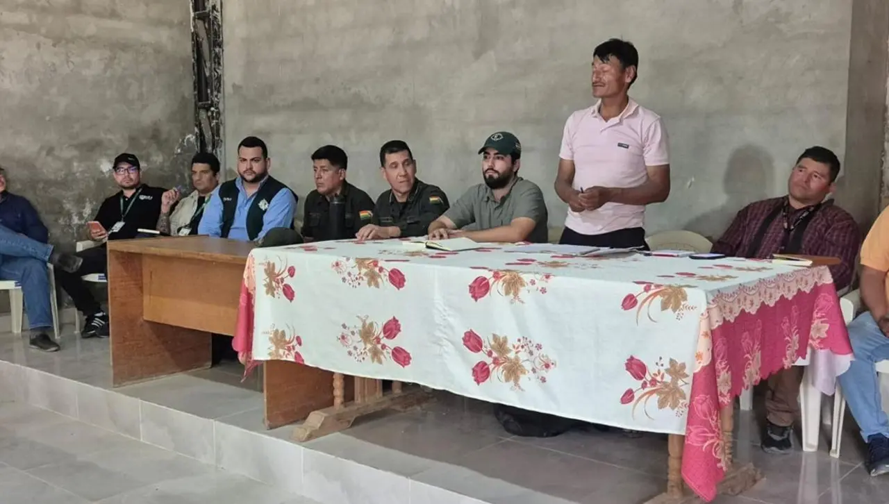 Diálogo entre Gobierno y campesinos de los valles cruceños queda en suspenso