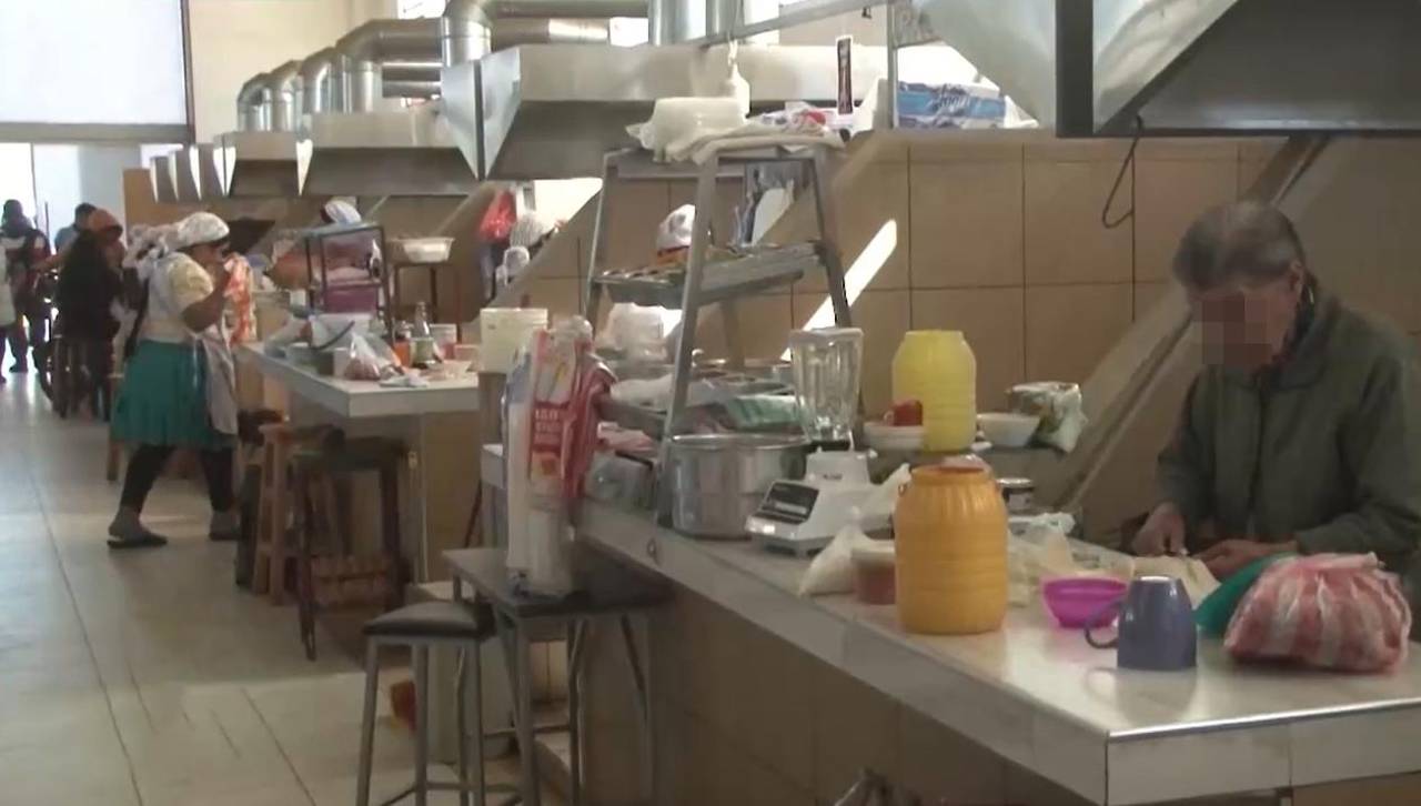 Vendedores de comida afectados por la escasez de insumos y el precio elevado de varios productos