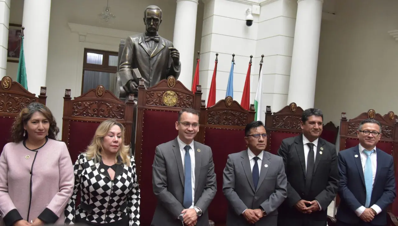 ¿Qué dice el instructivo del TSJ sobre los plazos de detención de Camacho, Añez y Pumari?