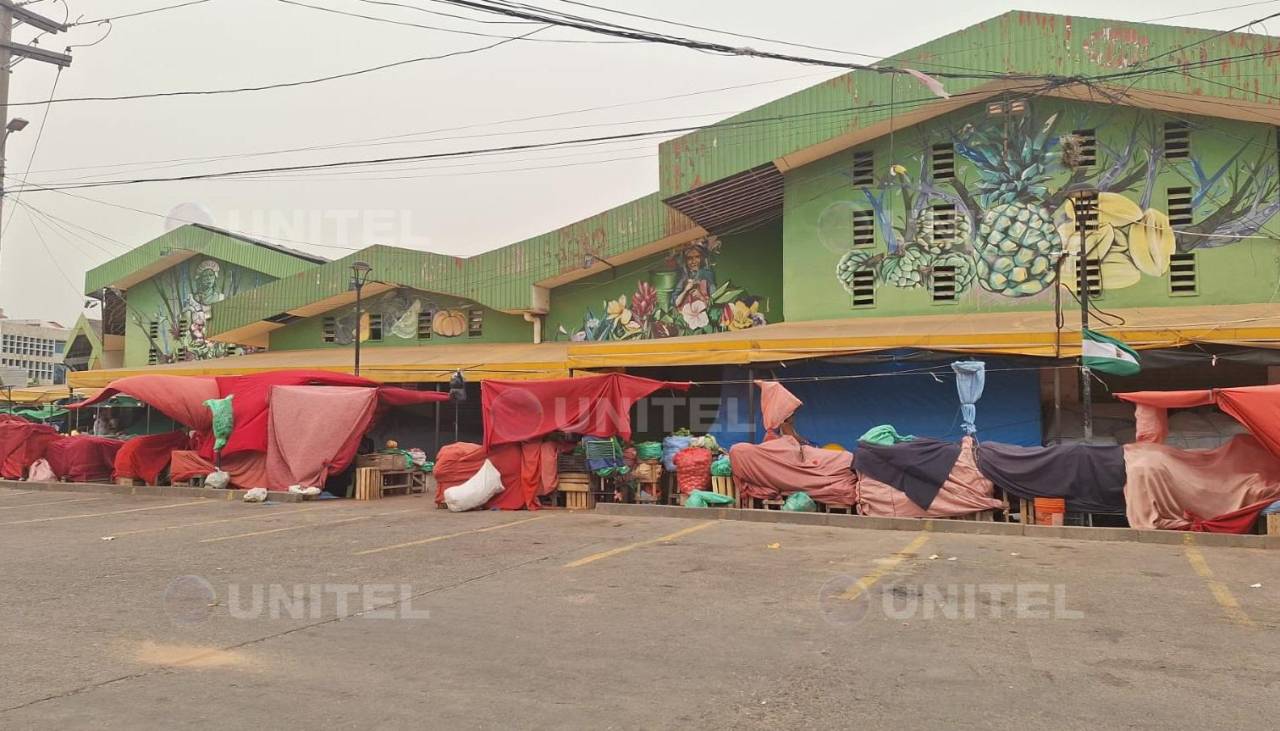 Tras acatar el paro, comerciantes atenderán con normalidad este sábado 