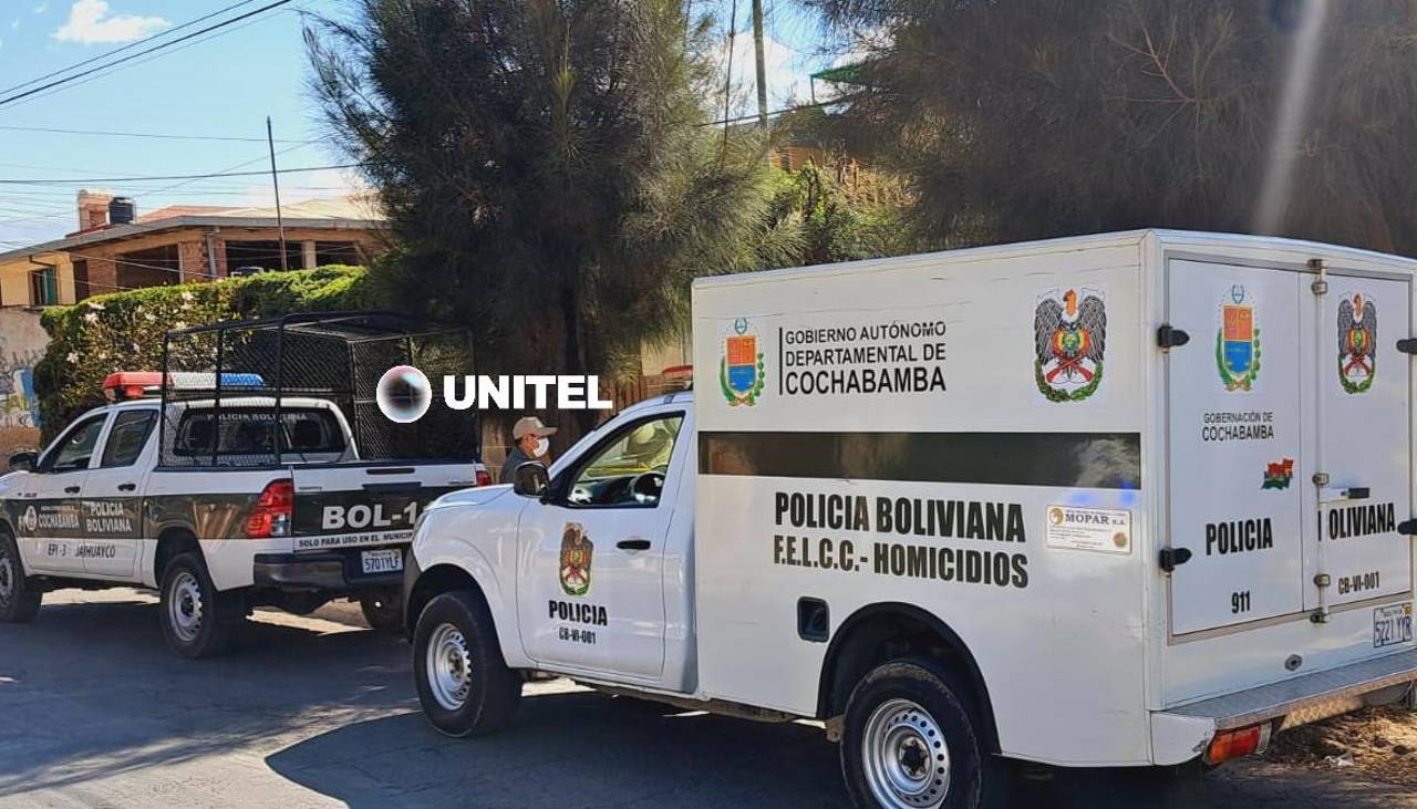Giro inesperado: Intentaron robar un celular con un cuchillo, pero terminaron apuñalados y uno murió, según la Policía 