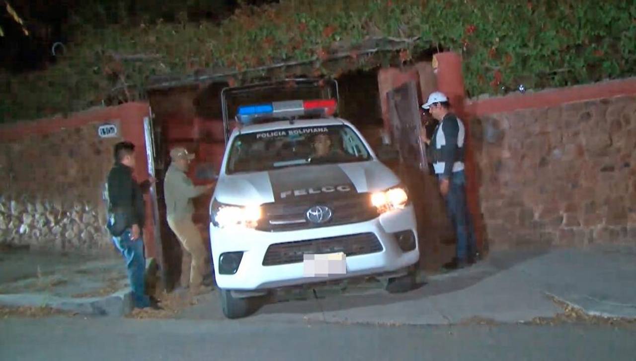 Aprehenden a tres sujetos por el atraco a una joyería y hallan parte de lo robado