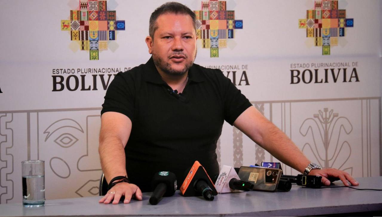 Gobierno reporta activación de plan logístico para normalizar gradualmente el abastecimiento de combustibles