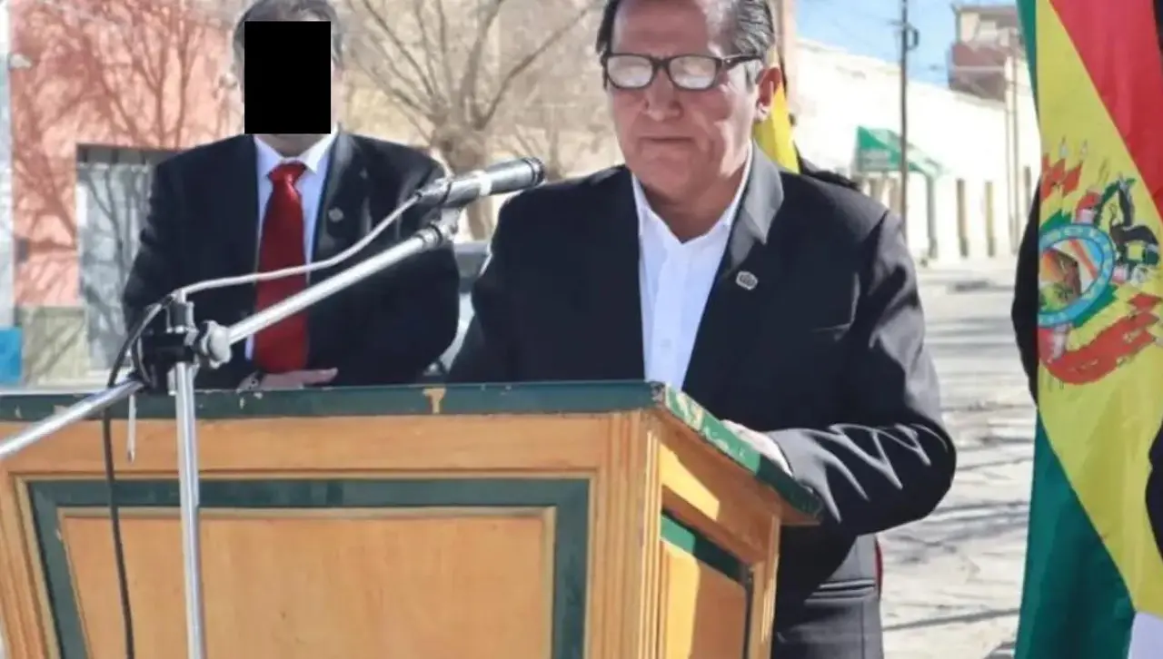Presumen que la muerte del cónsul de Bolivia en Argentina fue en una peluquería y luego trasladaron el cuerpo a una calle