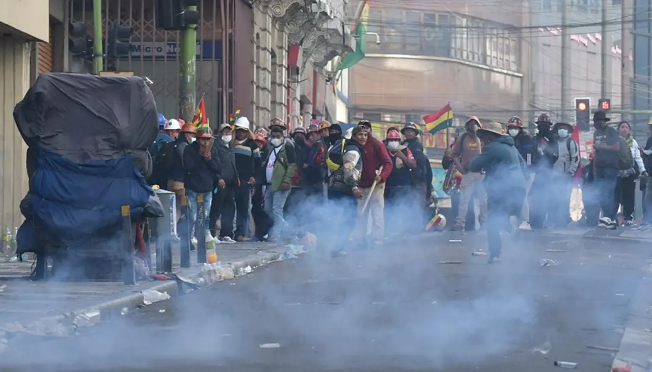 Tras abandonar el diálogo, la COB se apresta a radicalizar su protesta con un bloqueo de carreteras