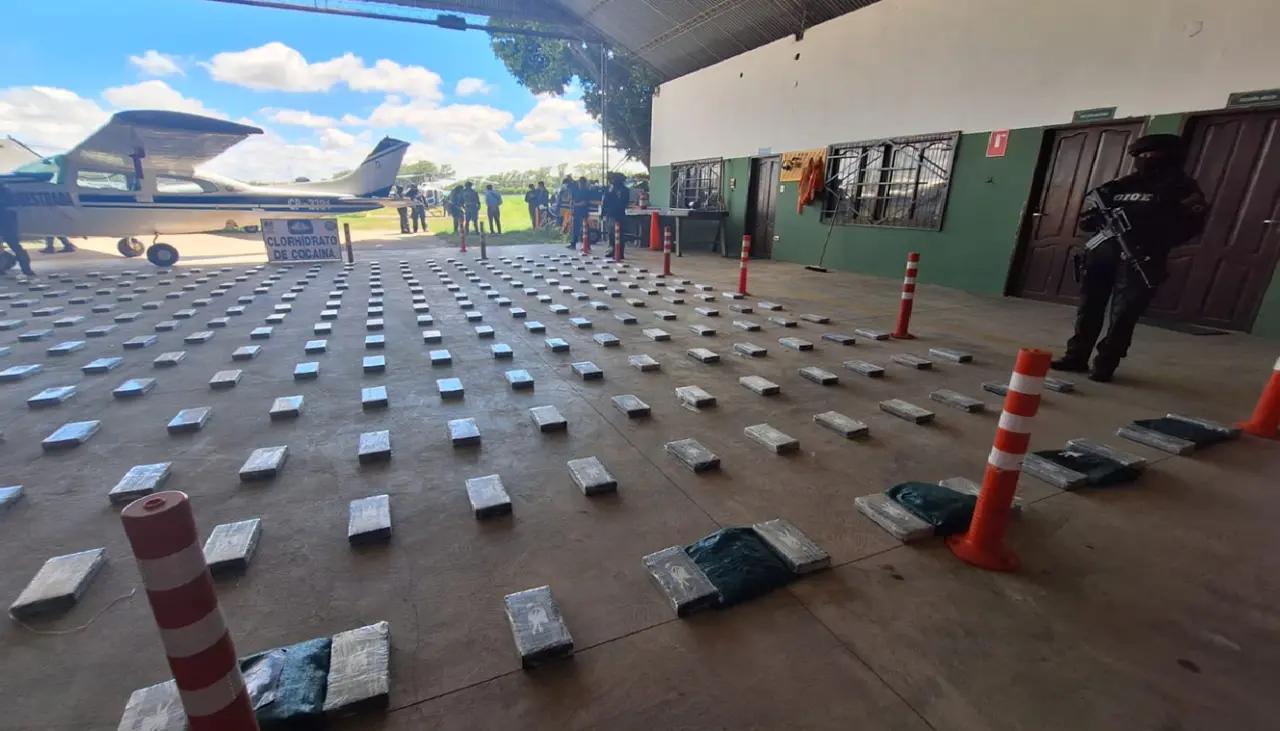 Felcn secuestra casi una tonelada de droga en menos de una semana