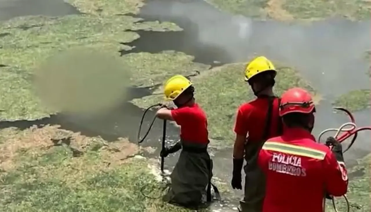 Hallan a una mujer sin vida en la laguna Alalay; presumen que cuerpo llevaba días en el agua 