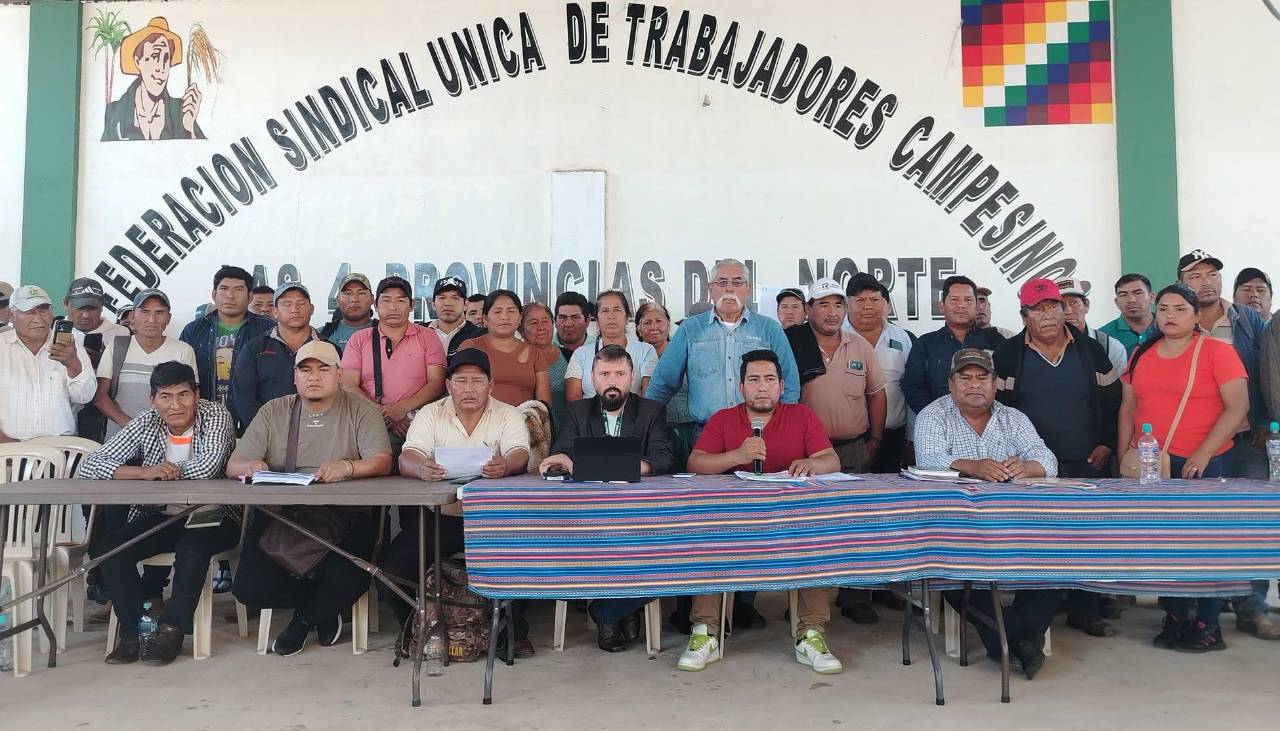 Campesinos se declaran en emergencia y dan 48 horas al Gobierno para derogar decreto sobre diésel