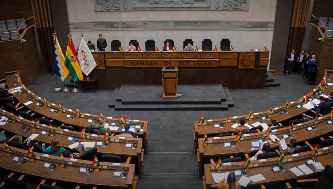 Analista sobre denuncias de sobresueldos a legisladores: “Es un viejo común de la política de los maletines negros”