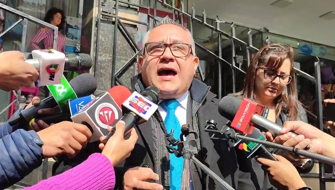 Abogado Cox: “Desde hoy Evo tiene la libertad para efectuar una campaña como se ha diseñado”