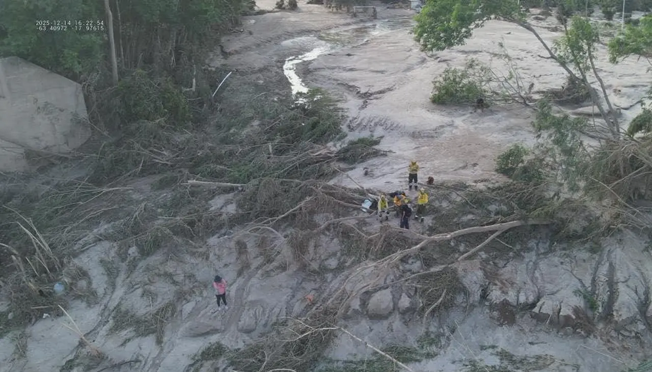 Gobierno confirma 20 muertos y 10 desaparecidos en Santa Cruz por las inundaciones tras las intensas lluvias