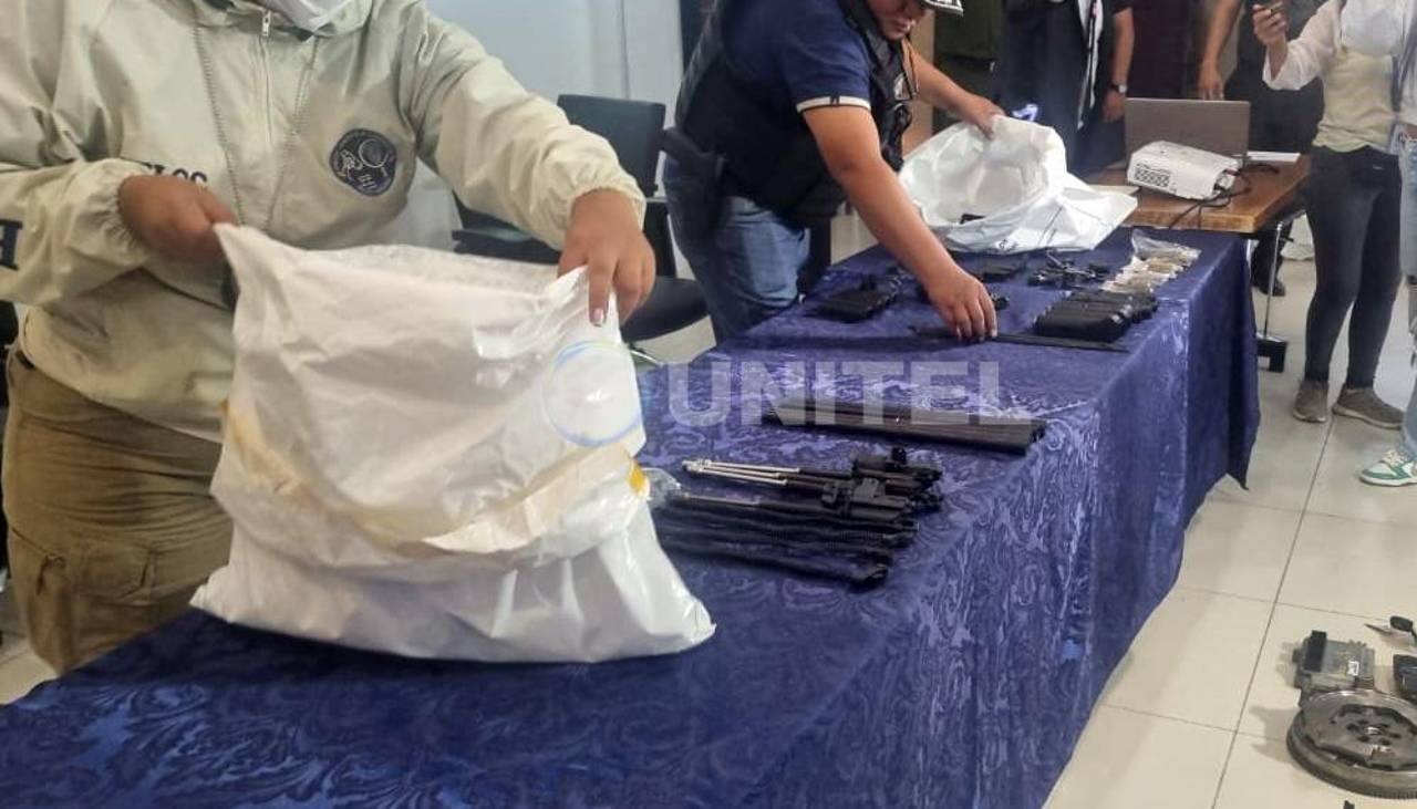 Caso armas en Viru Viru: Fiscalía señala que un joven de 19 años llegó con las armas en su equipaje desde EEUU
