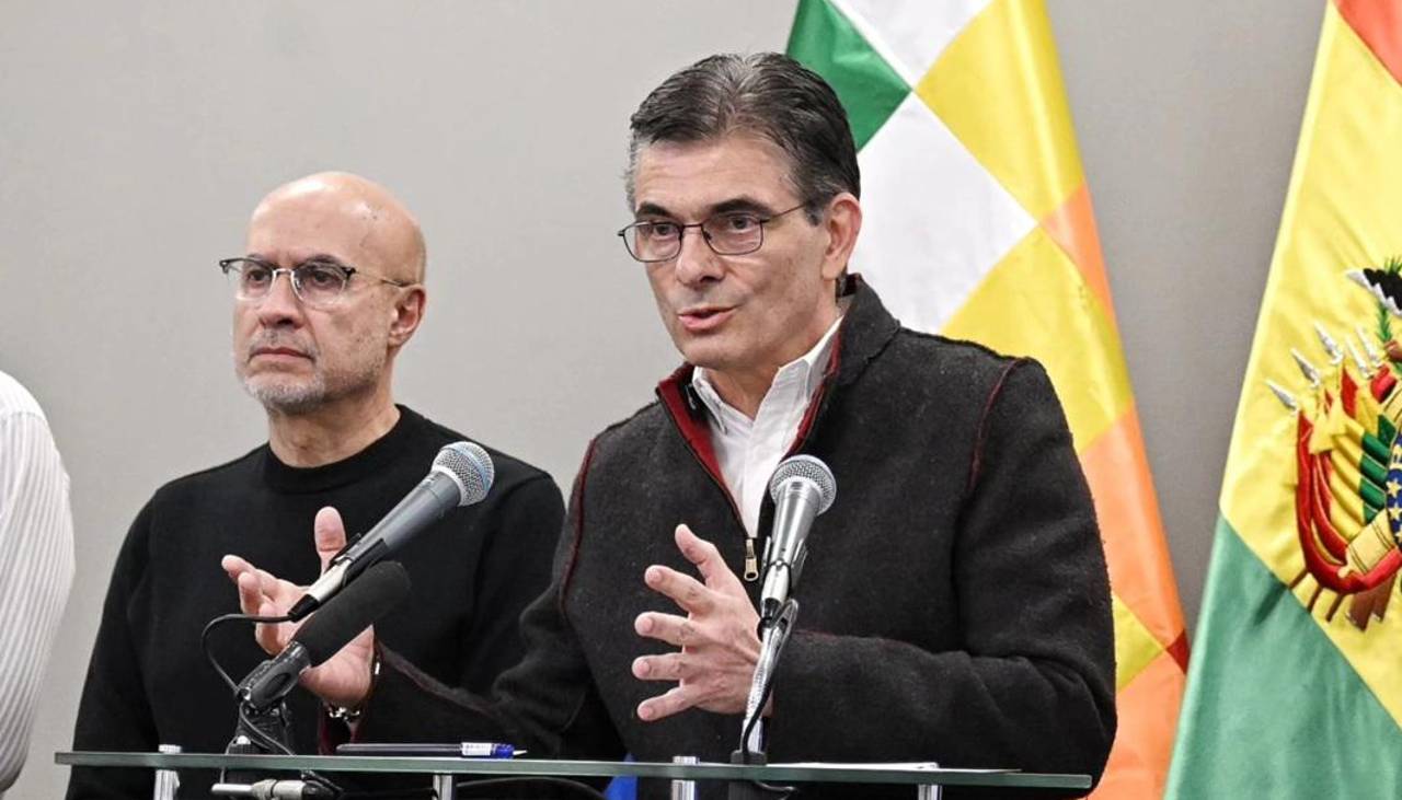 Oficialismo y oposición rechazan propuesta de referendo revocatorio contra Rodrigo Paz