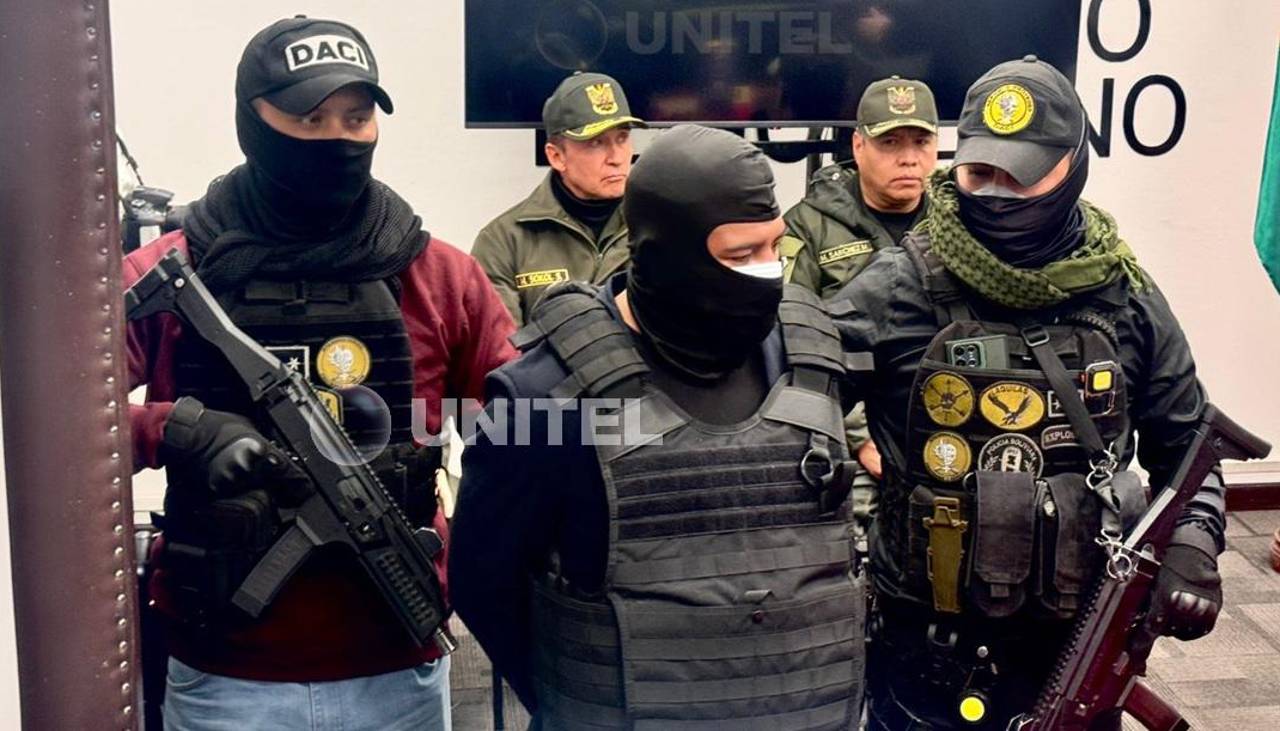 Bloqueos en Bolivia: Cae un sujeto en poder de explosivos “listos para ser utilizados”