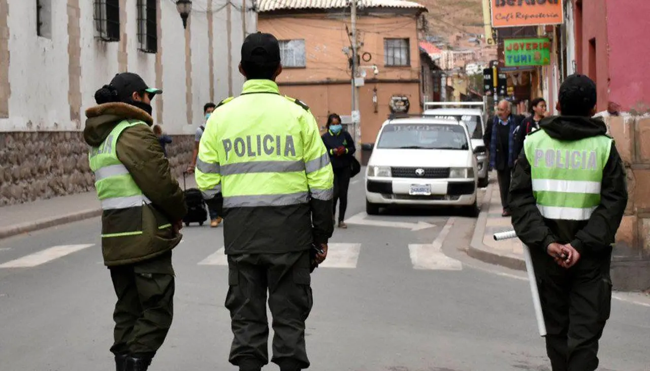Ordenan el cierre de todas las divisiones de comisaría de Tránsito a nivel nacional