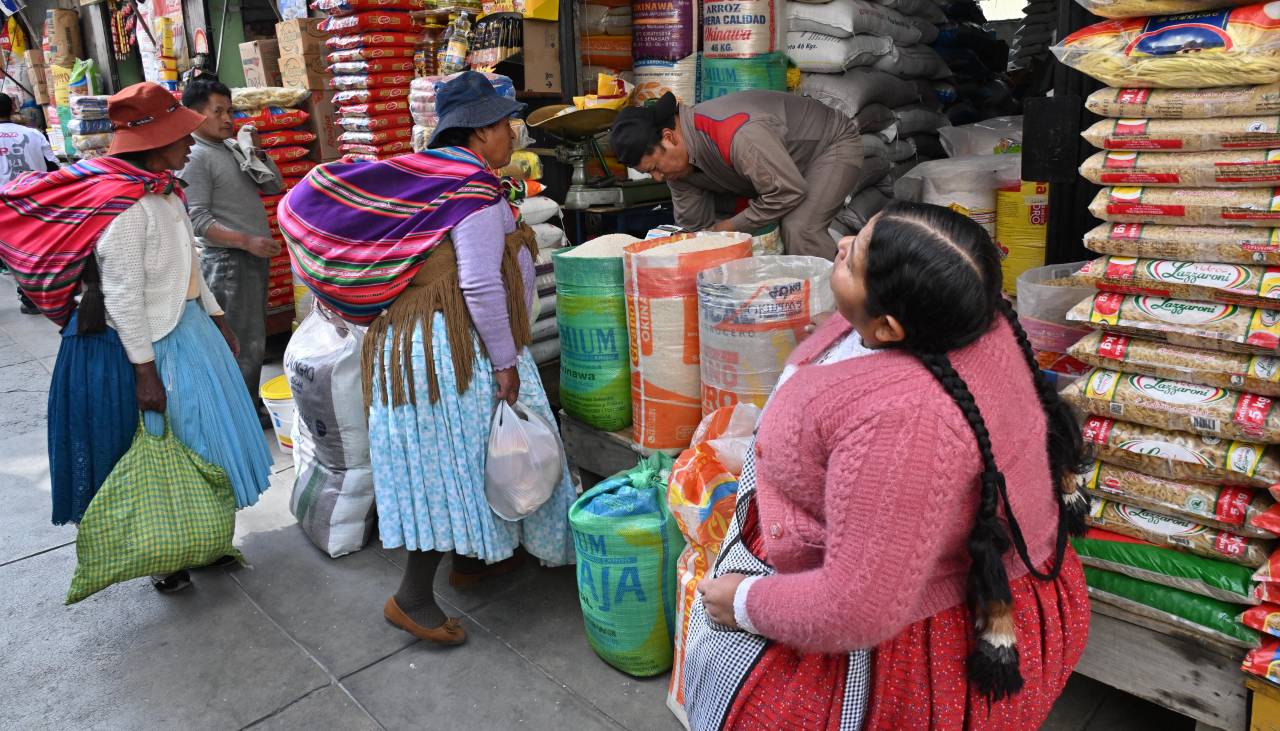 La inflación sigue en ascenso y bordea el 17% hasta julio de 2025, según datos del INE