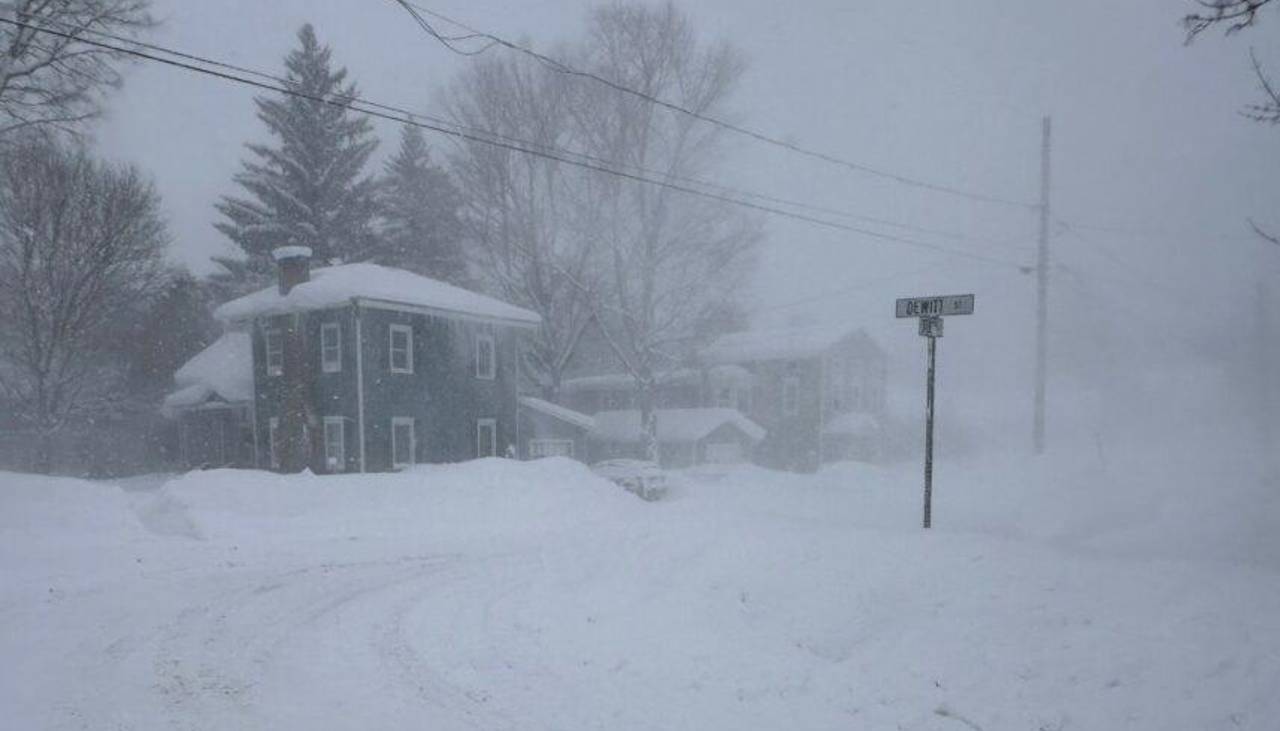El temporal deja más de 700.000 hogares sin electricidad en EEUU, principalmente en el sur