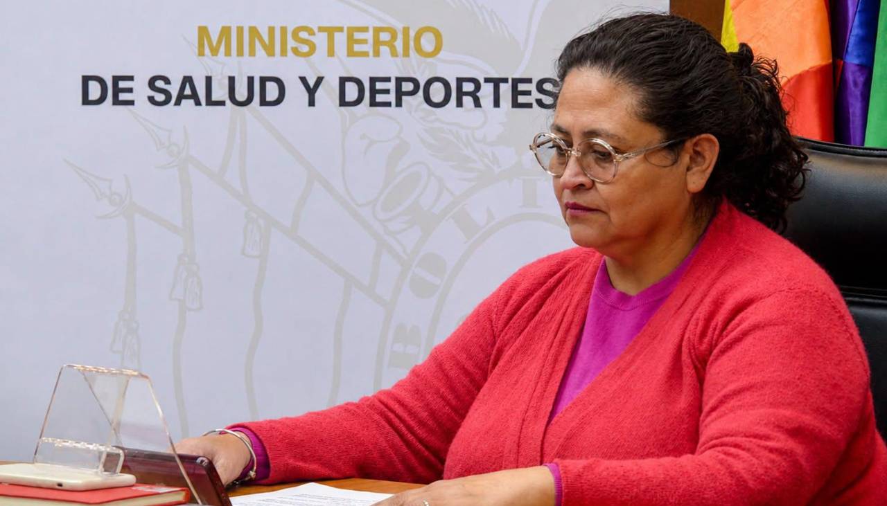 Lara reprograma la sesión de interpelación de la ministra de Salud para el martes