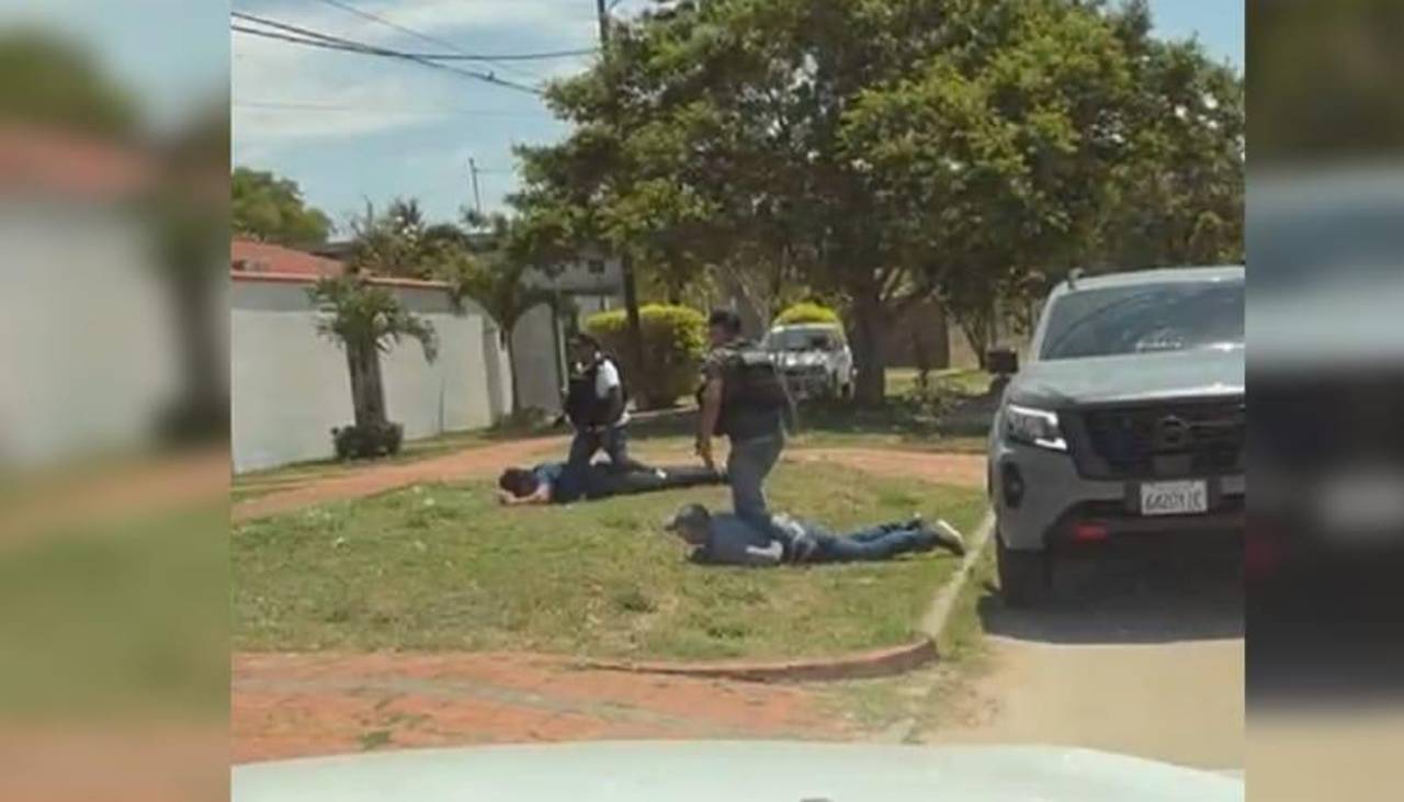 Capturan a cinco colombianos acusados de robar Bs 400.000 a una pareja que buscaba comprar oro