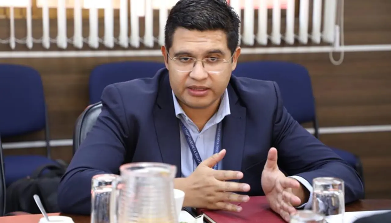 Vladimir Peña confirma que irá a las subnacionales con Fuerza y Esperanza (FE)