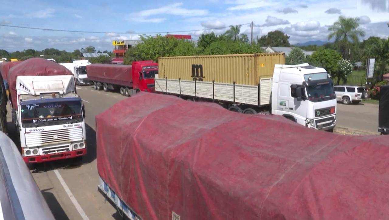 Hay más de 1.000 toneladas de carne varadas en bloqueos y agropecuarios piden garantías para trabajar