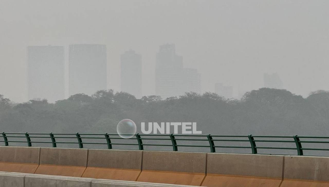 Aprueban declaratoria de emergencia sanitaria en la capital cruceña debido a los incendios y humareda