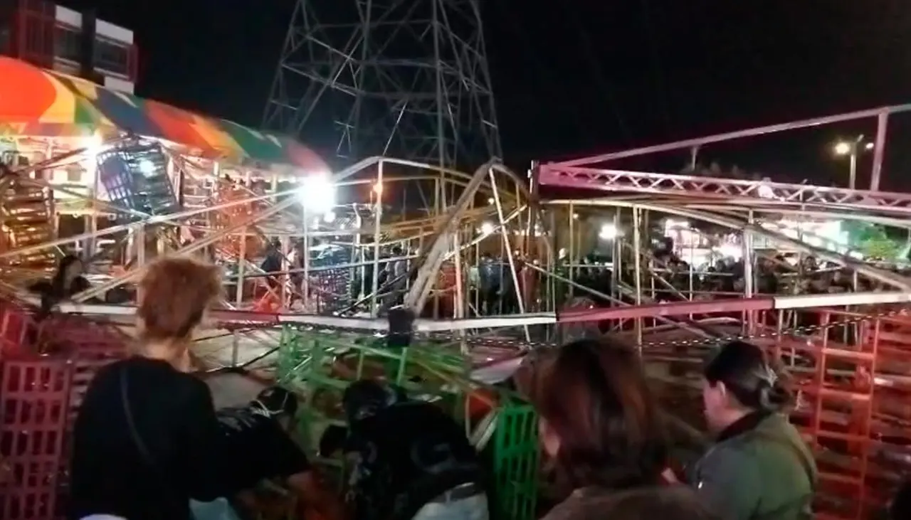 Cae una rueda gigante en las alasitas y deja personas heridas
