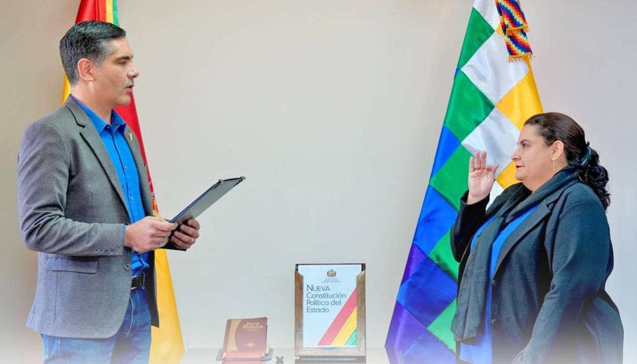 Susana Herrera es posesionada como directora general del Servicio Nacional de Verificación de Exportaciones