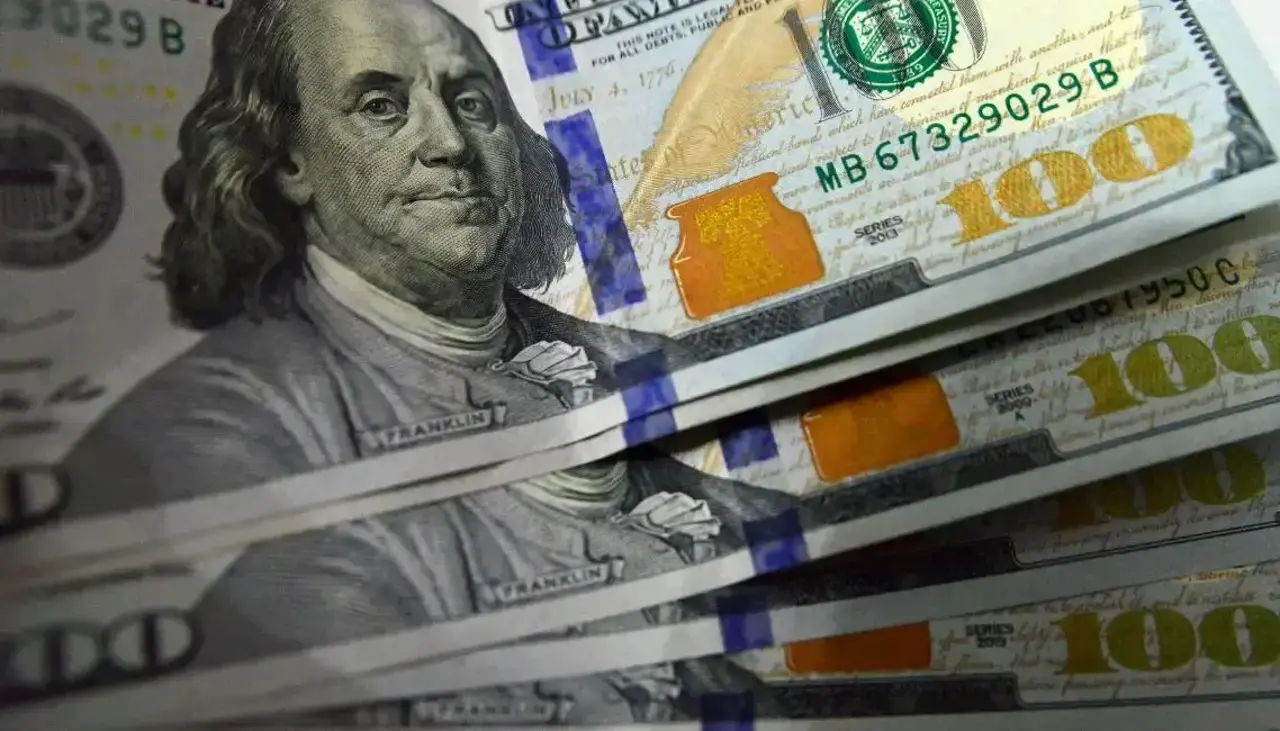 Por tercera jornada consecutiva, la cotización oficial del dólar se mantiene en la misma cifra