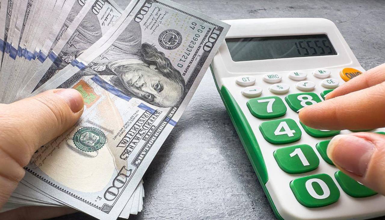 El dólar referencial se mantiene por encima de los Bs 10 para la venta por cuarto día consecutivo