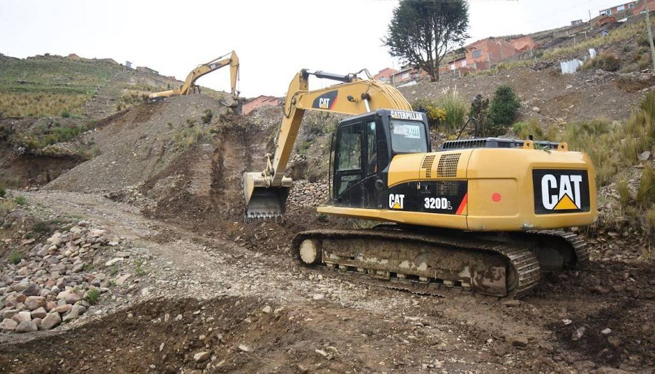 Alcaldía de La Paz dice que el diésel para maquinaria por temporada de lluvias solo alcanzará 10 días más 