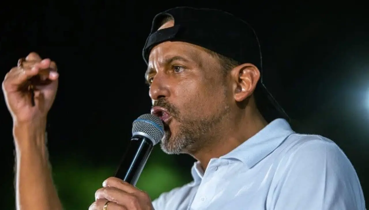 Camacho instruye el uso de vehículos oficiales para trabajos contra incendios